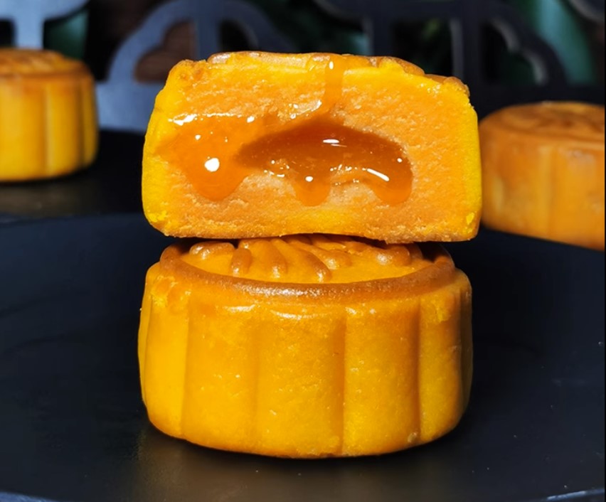 Milky Custard Mooncake (pack of 6)